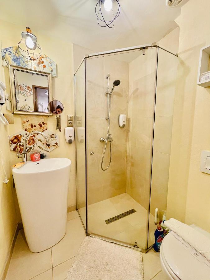 Modern Place To Stay-Self Check-In Nonstop 24H-Wifi Resita Exterior foto