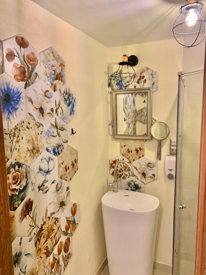 Modern Place To Stay-Self Check-In Nonstop 24H-Wifi Resita Exterior foto